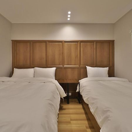 Gyeongju Hotel Gonggan Экстерьер фото